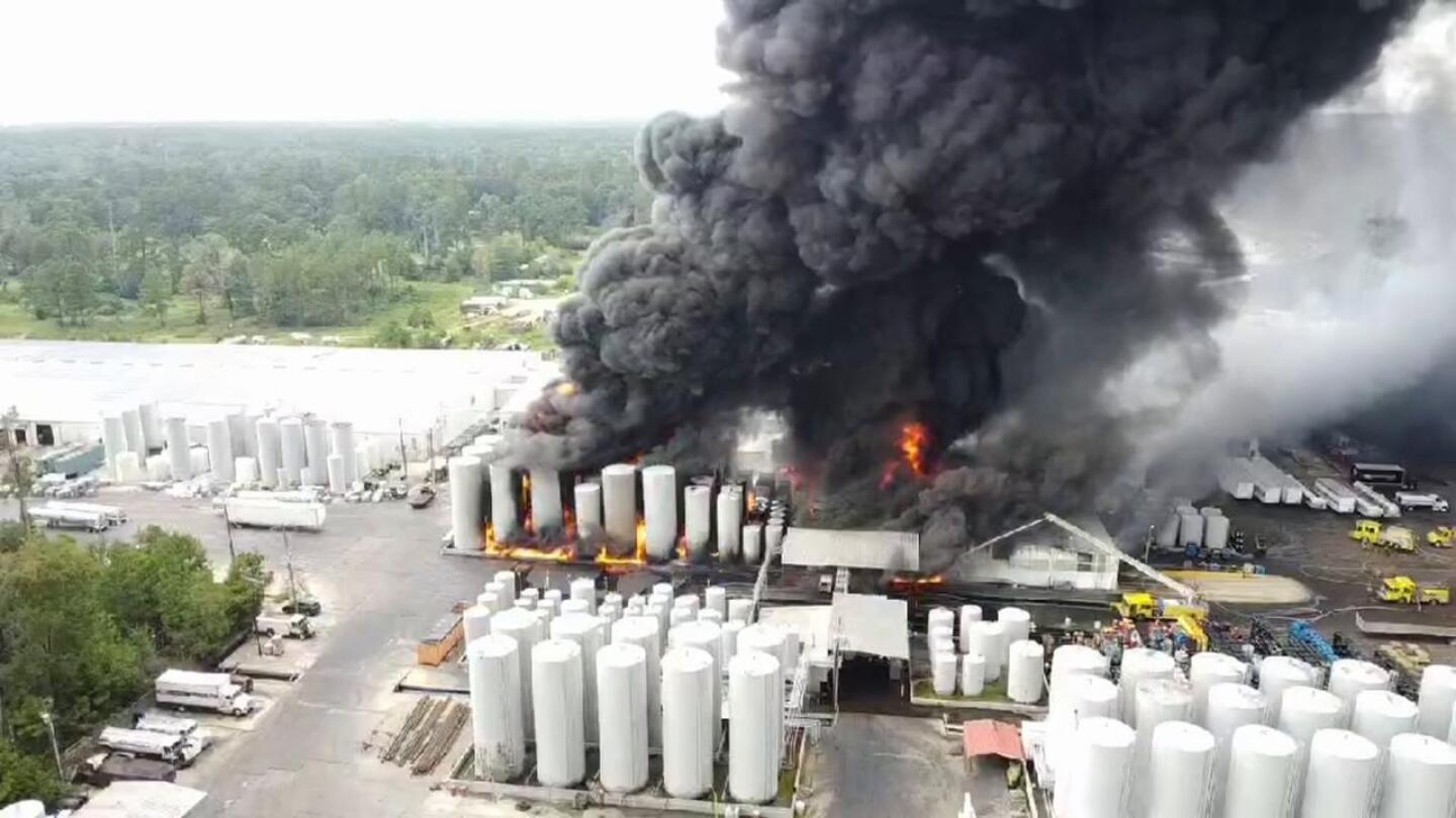 Louisiana plant fire is 90% contained but evacuation order continues